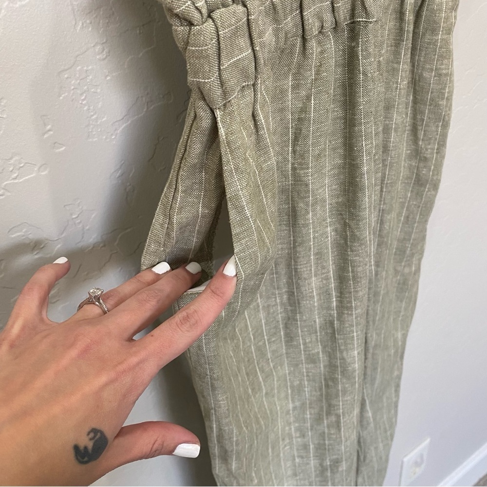 𝅺Romeo & Juliet Couture Linen Blend Olive Green Pinstripe Jumpsuit Size S NWT - Picture 7 of 10